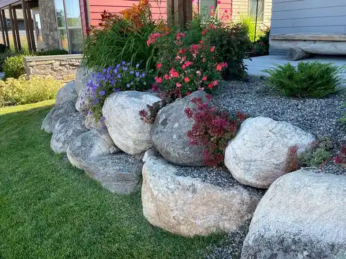 landscaping services Stonewall